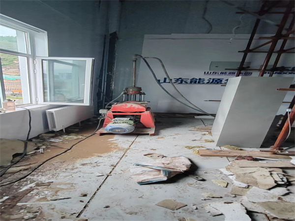 来凤地基基础下沉墙体裂缝加固注浆顶升施工